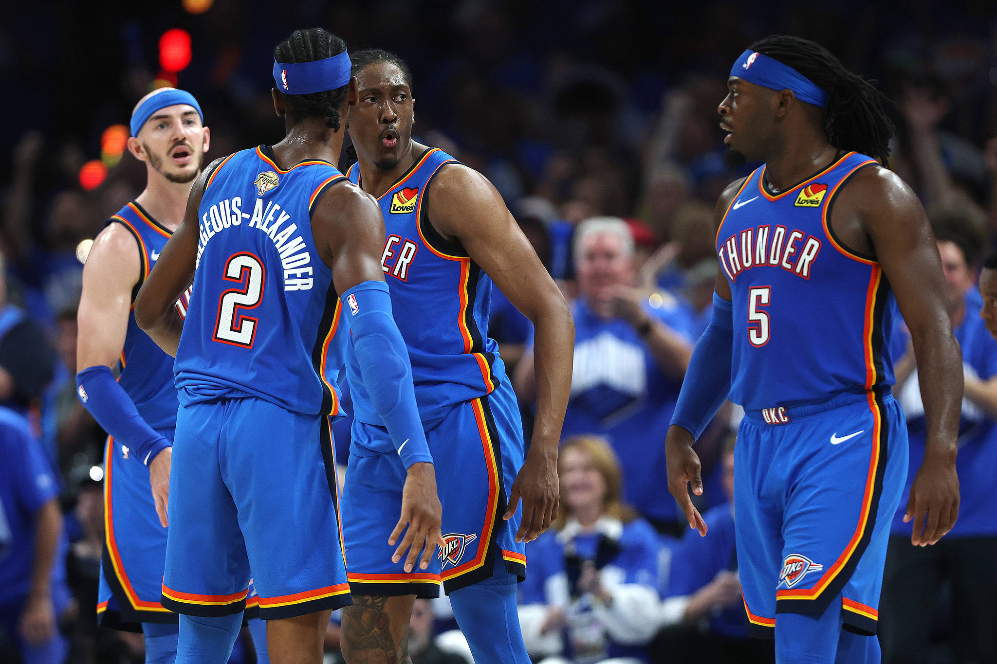 邮报：奥纳纳和埃托奥长期有矛盾；姆伯莫预计是喀麦隆新队长（邮报：奥纳纳与埃托奥积怨已久，姆伯莫有望出任喀麦隆新队长）