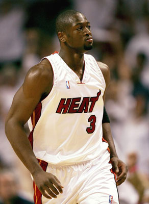 NBA战报：杰伦威&切特合砍50分，雷霆131-101狂胜爵士（NBA快讯：雷霆131-101大胜爵士，杰伦-威与切特合砍50分）