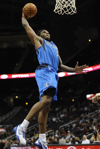 英超半场：迪亚斯世界波，格瓦迪奥尔破门，曼城2-0桑德兰（英超半场战报：迪亚斯轰世界波，格瓦迪奥尔破门，曼城2-0暂领先桑德兰）