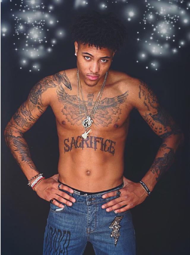 西甲战报：塔雷加乌龙，杜罗绝平，瓦伦西亚1-1平塞维利亚（西甲：塔雷加自摆乌龙，杜罗读秒救主，瓦伦西亚1-1战平塞维利亚）