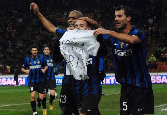 状态火热！布朗&塔克半场合砍25分撑起广厦进攻重任（手感爆棚！布朗与塔克半场联手轰下25分，扛起广厦进攻大旗）